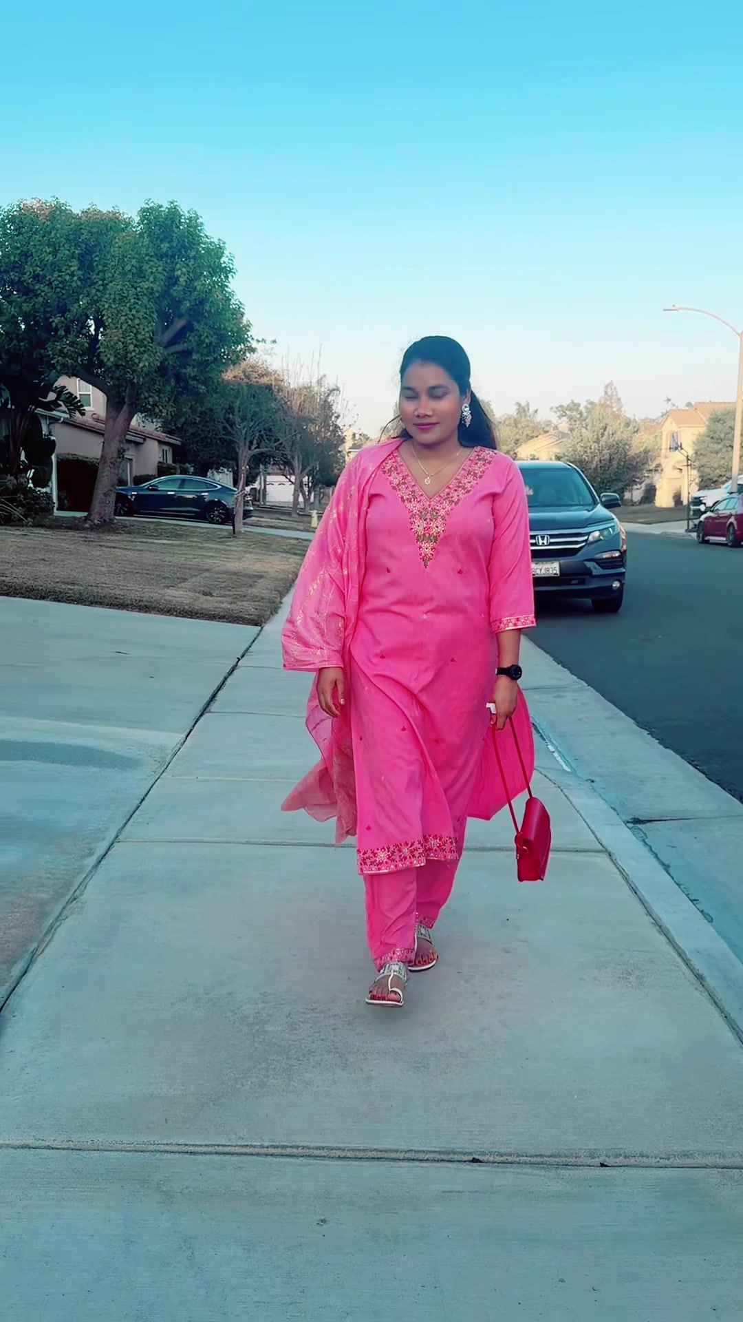 @Resham Chaudhary 🇳🇵🇺🇸 ✌️