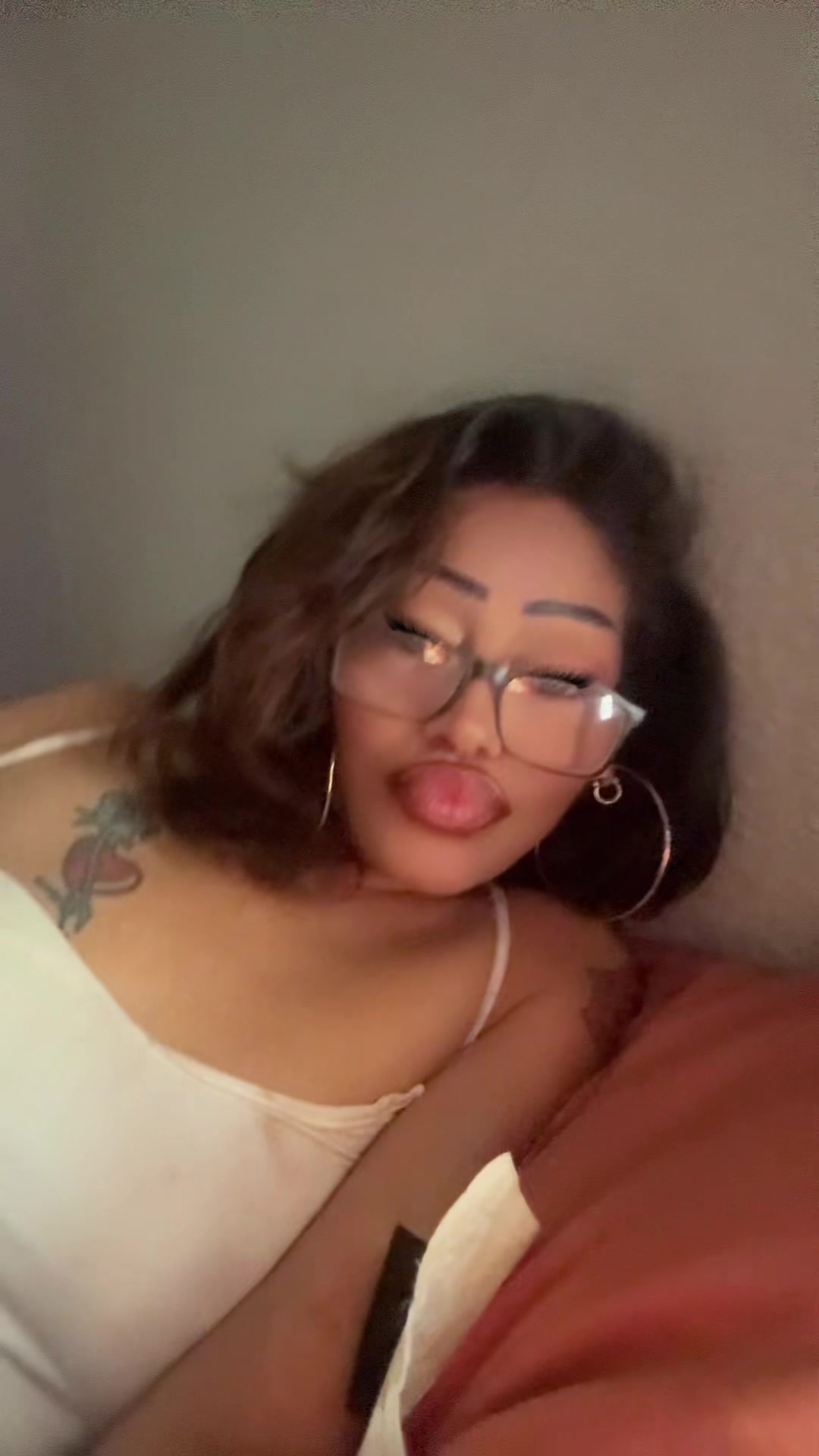 @MsV4mDa22&23