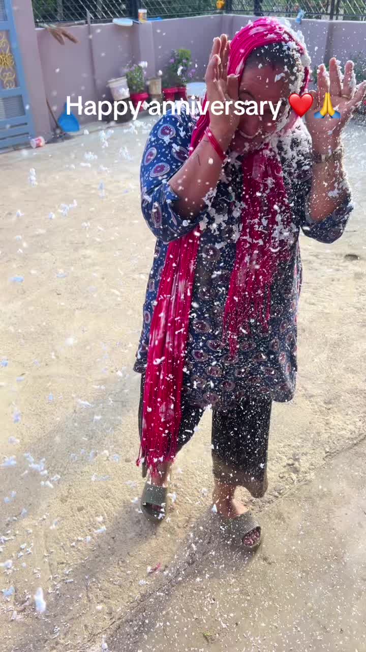 @NISHA OLI❤️