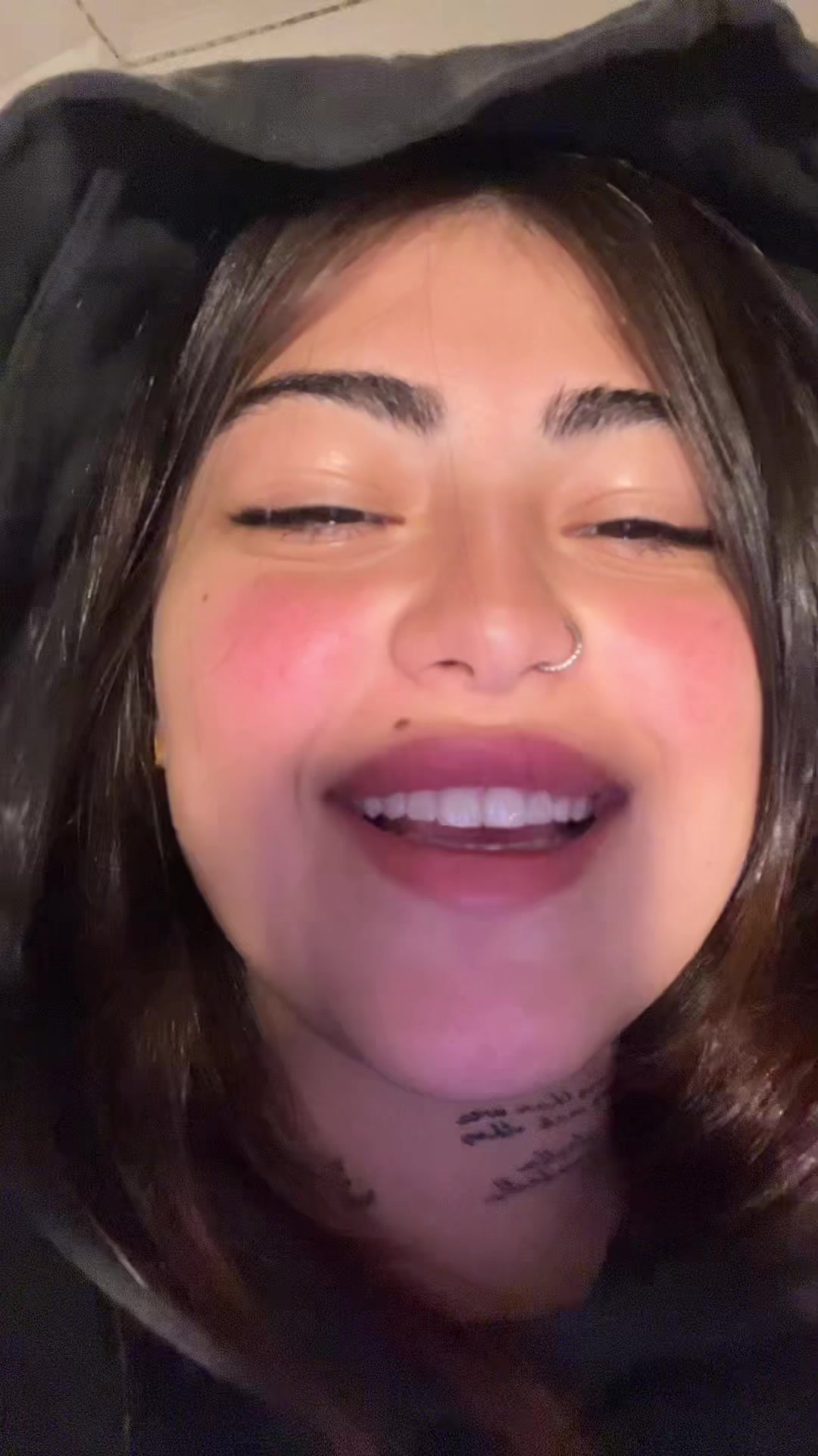 @Morena