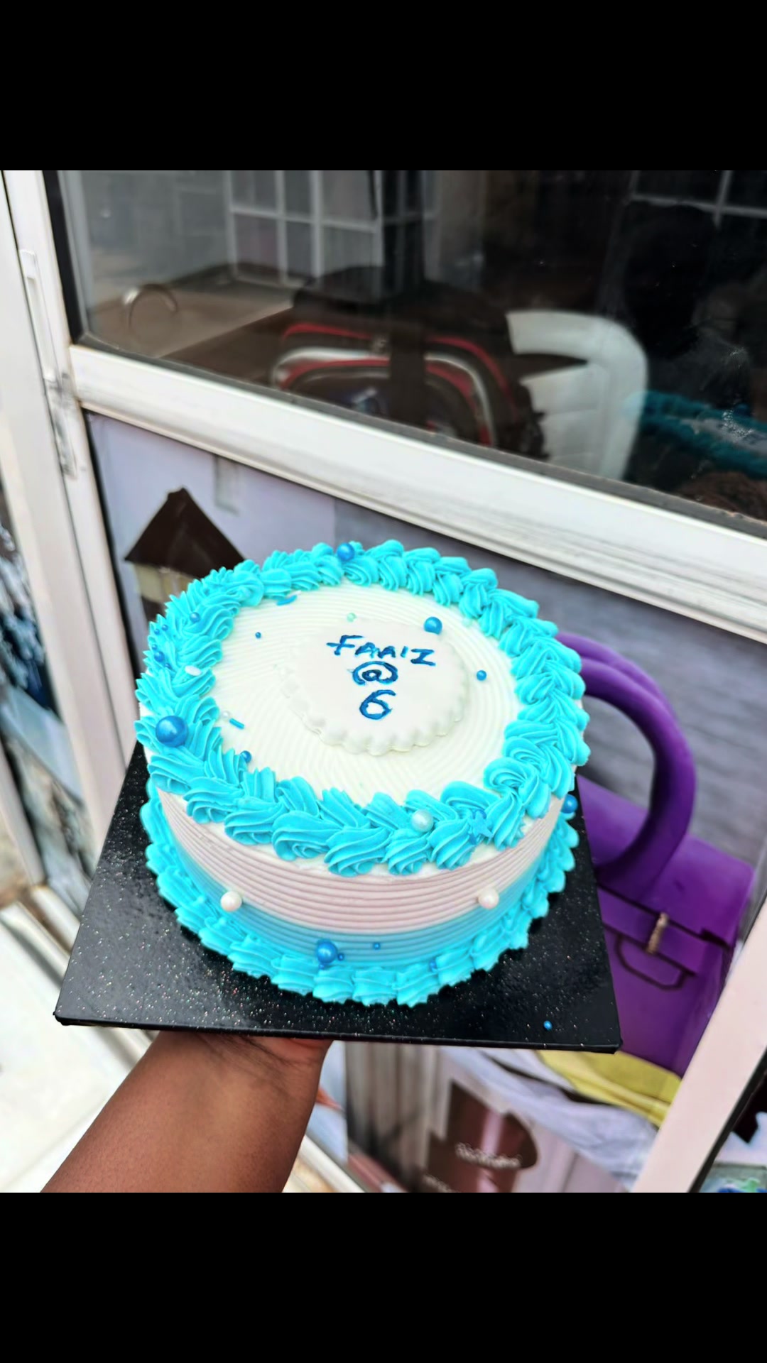 @Tohruks cakes of Ibadan