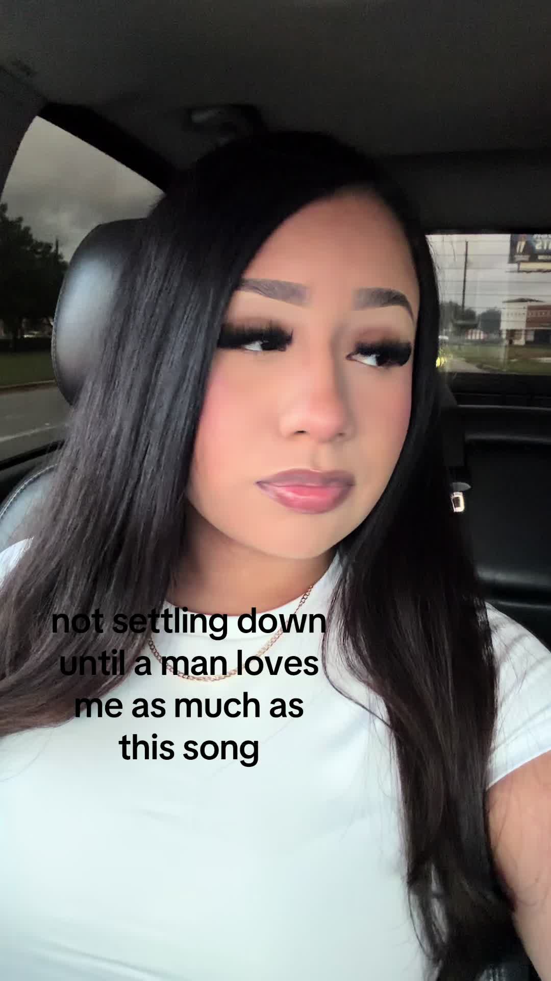@bella