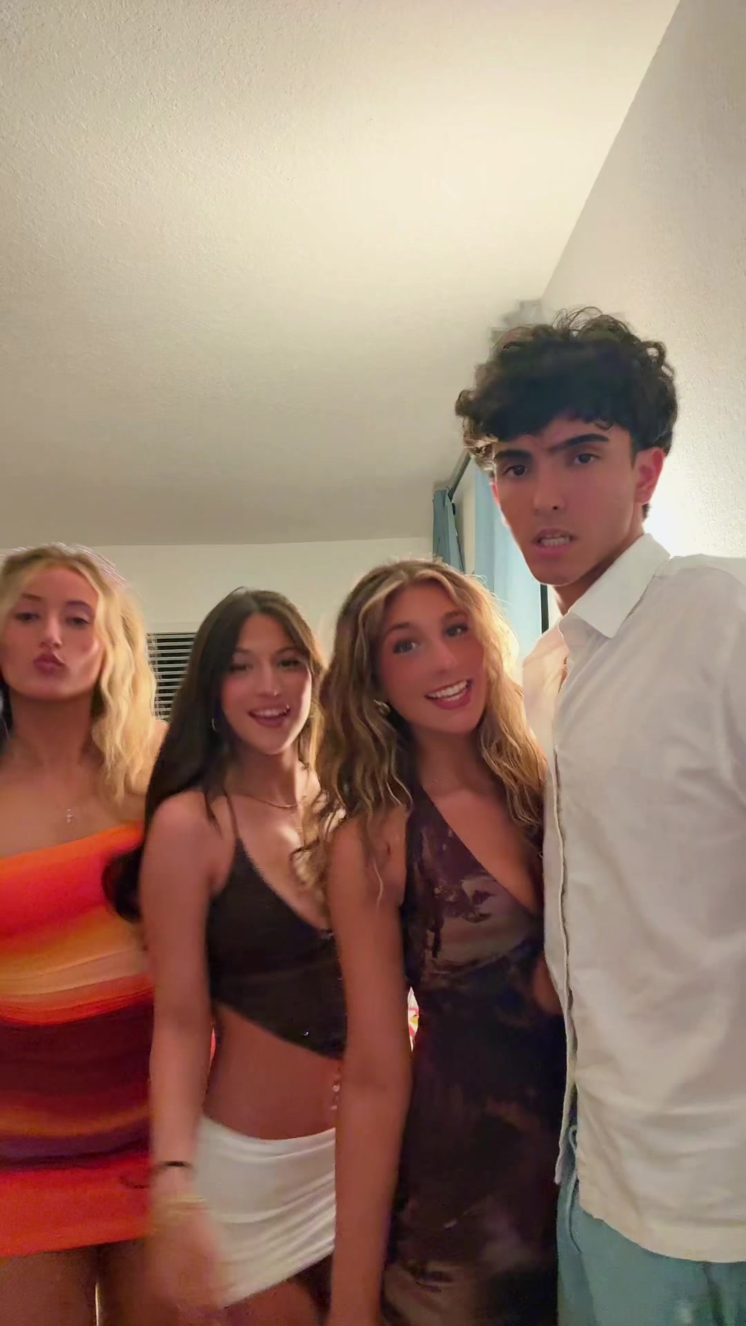 @mia