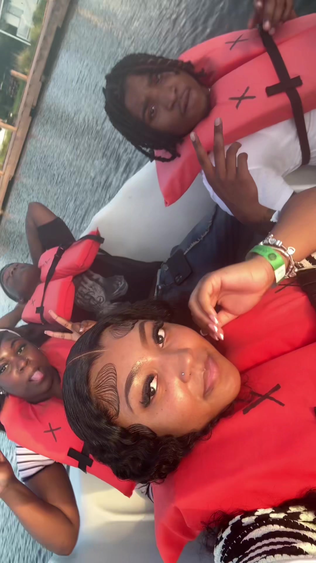 @Niahhh