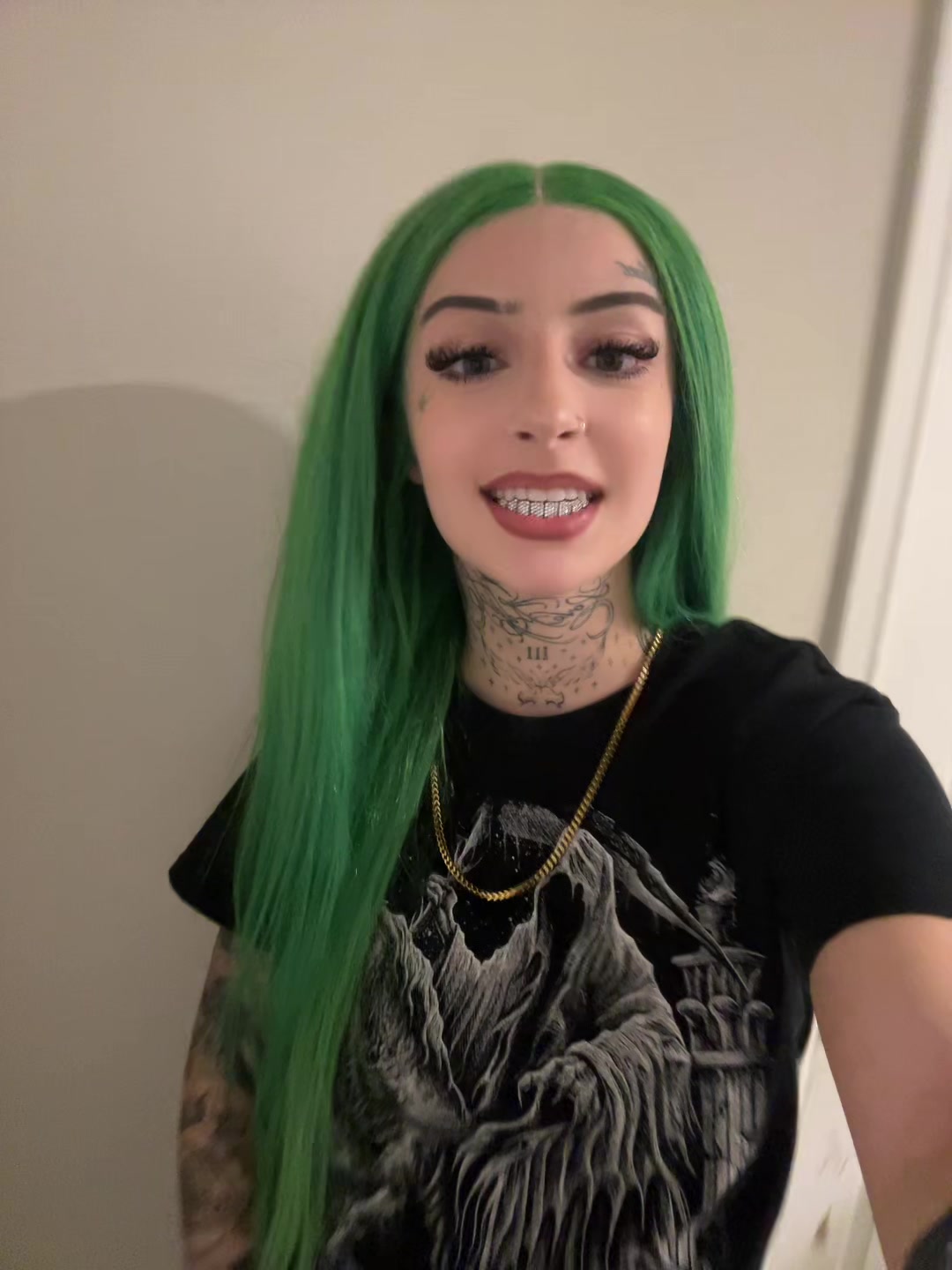 @Lilyrrrose