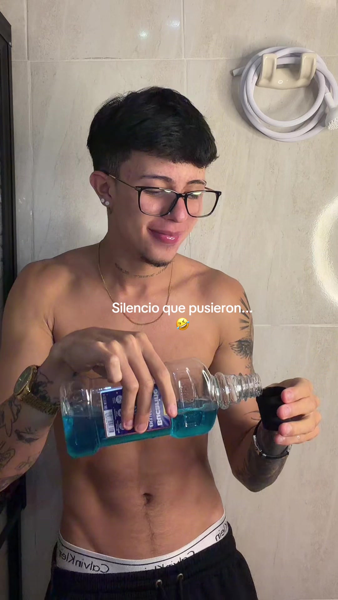 @S A N T I