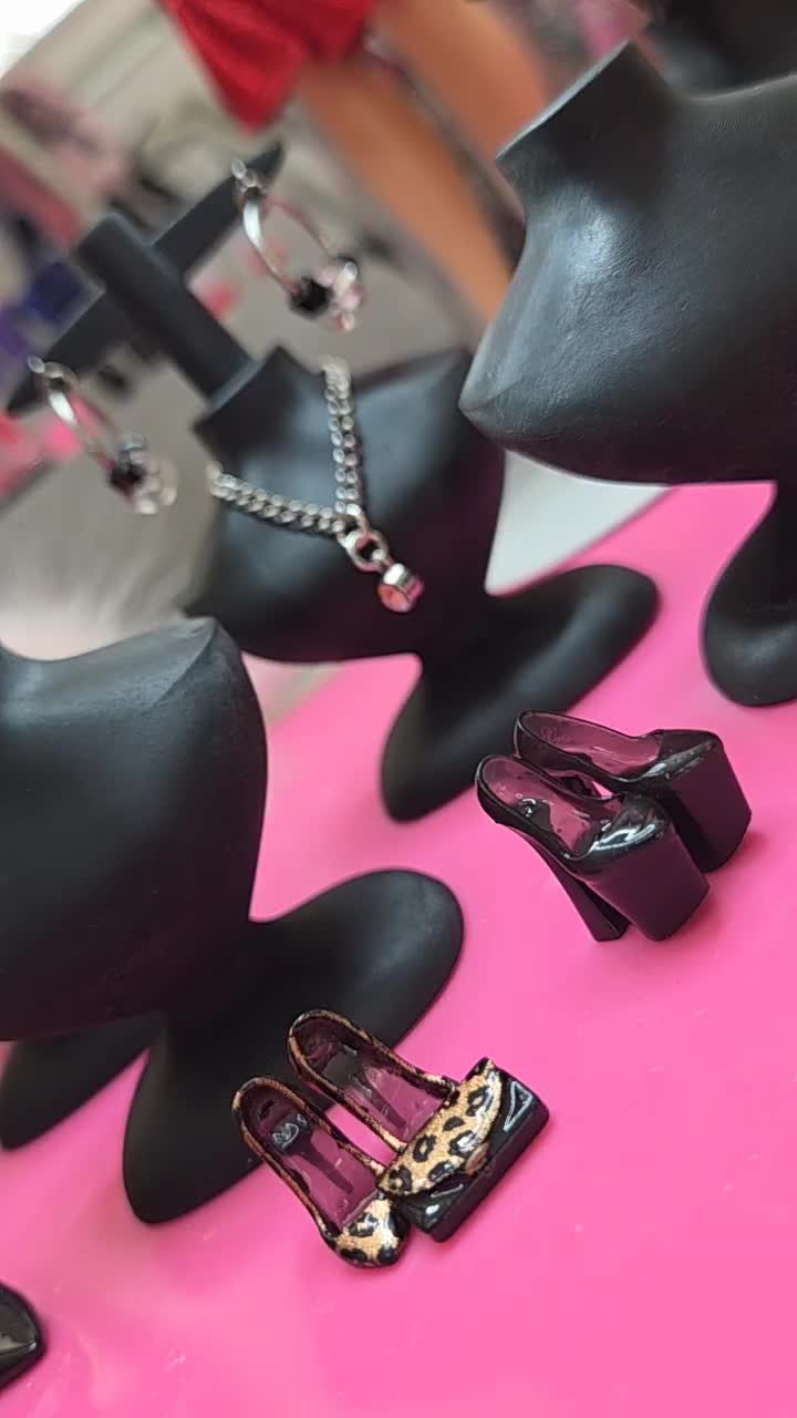 @The Tiny Stiletto Co.
