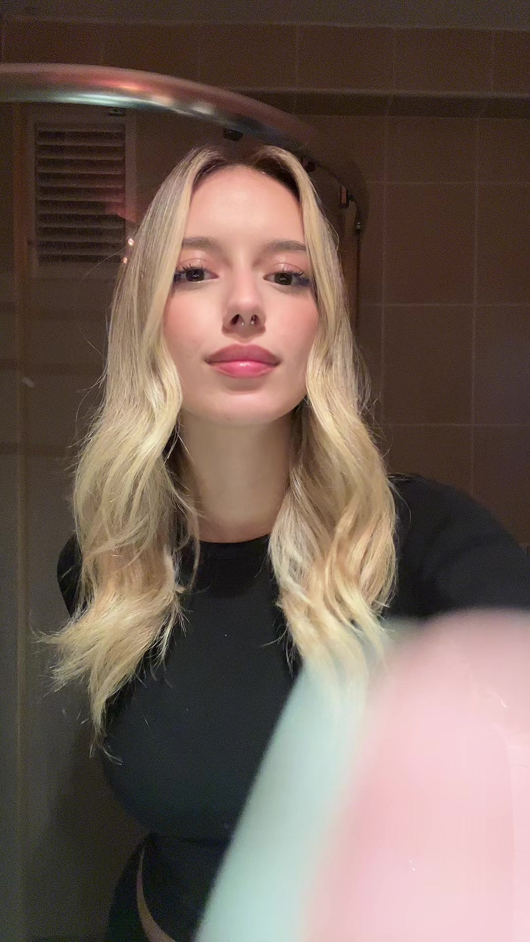 @Mina