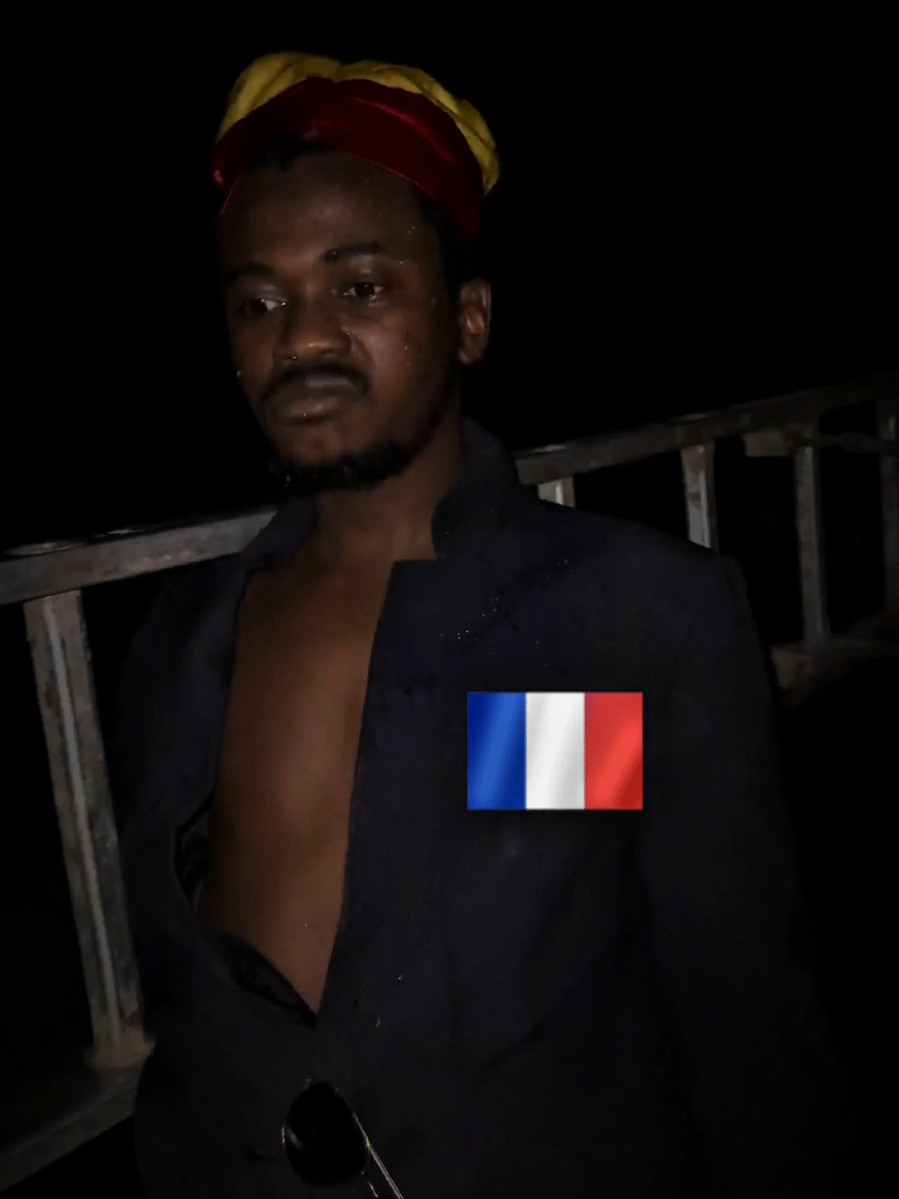 @Lee FOu WÔrôlii