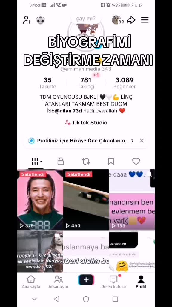 @Røøxie👻😝