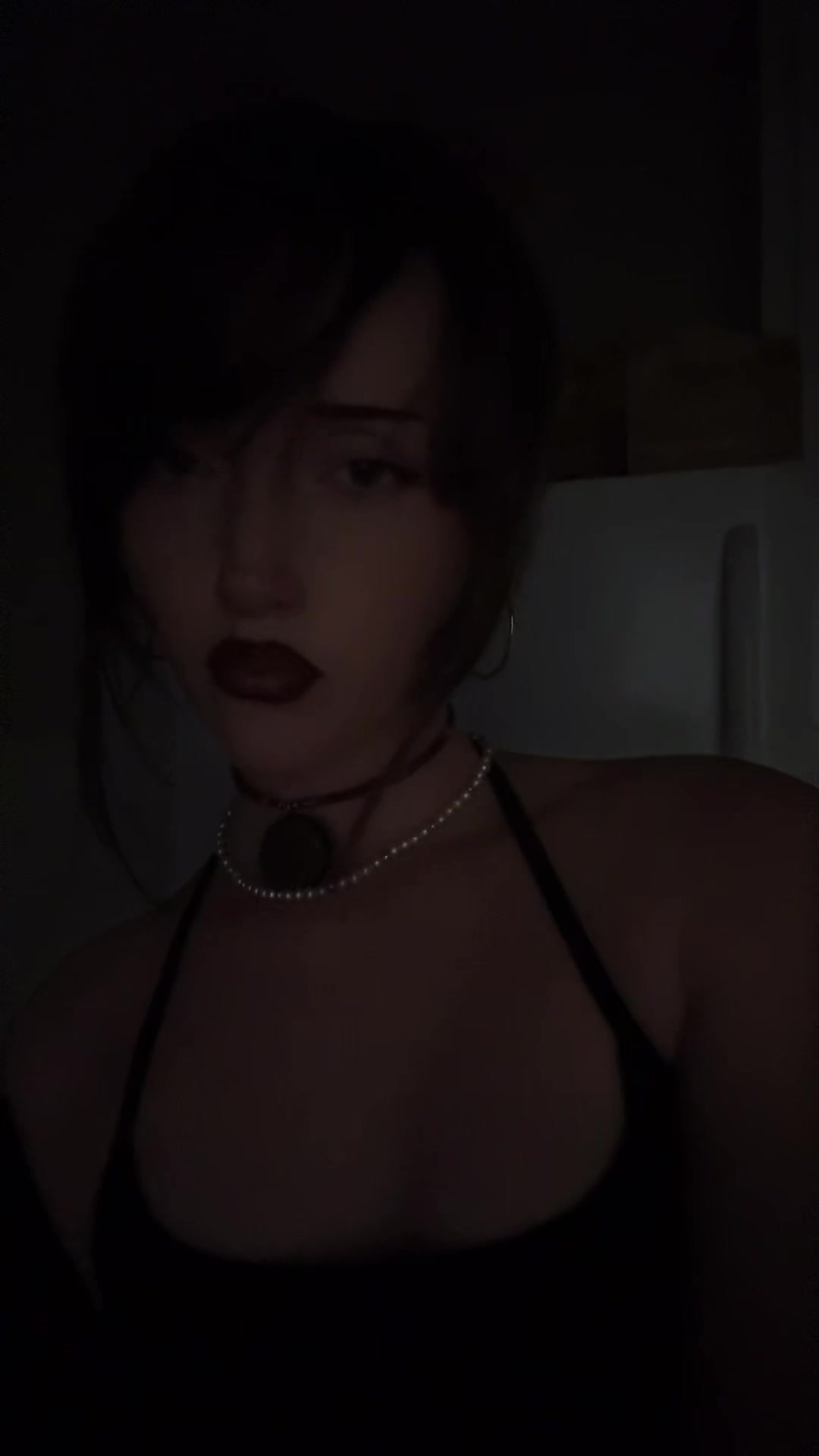 @𝐻𝑒𝒶𝓋𝑒𝓃𝓁𝑒𝑒🖤
