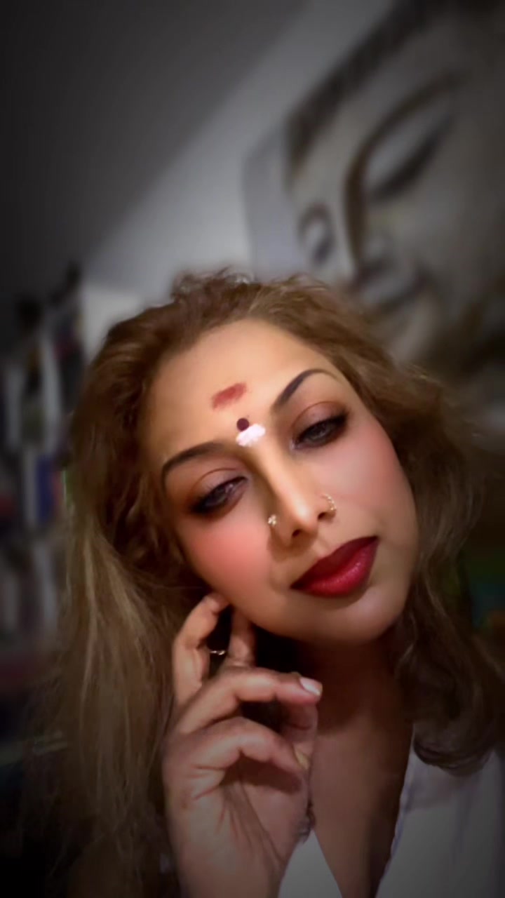 @Shobananava🇨🇦🇱🇰🇸🇬🇳🇬