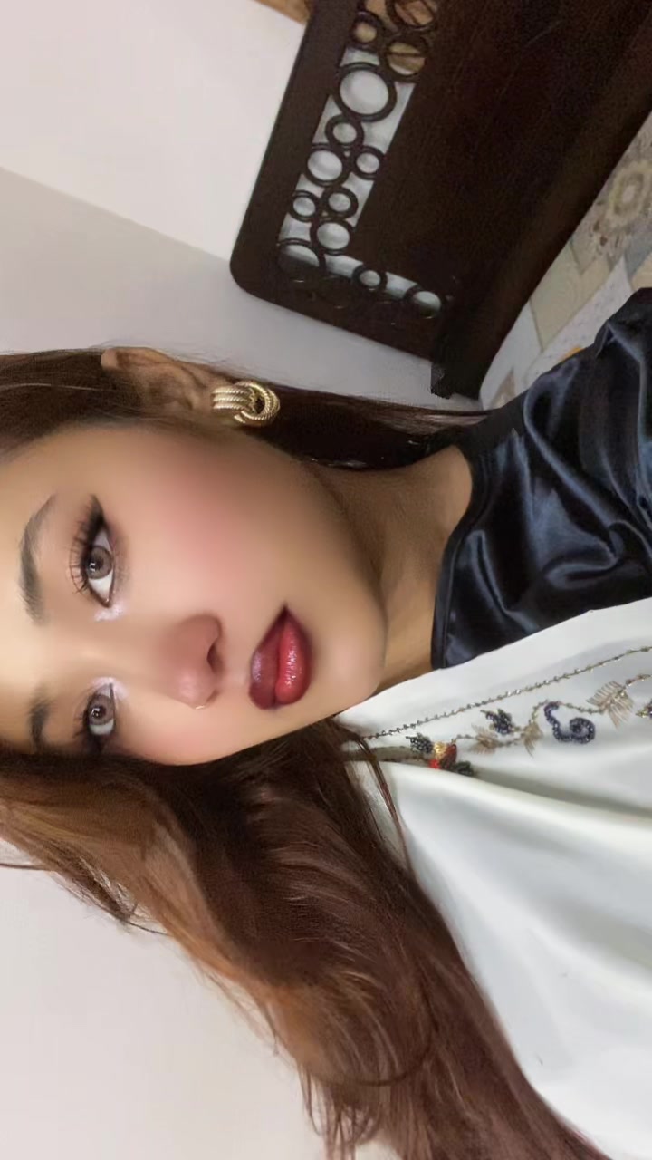 @🍷