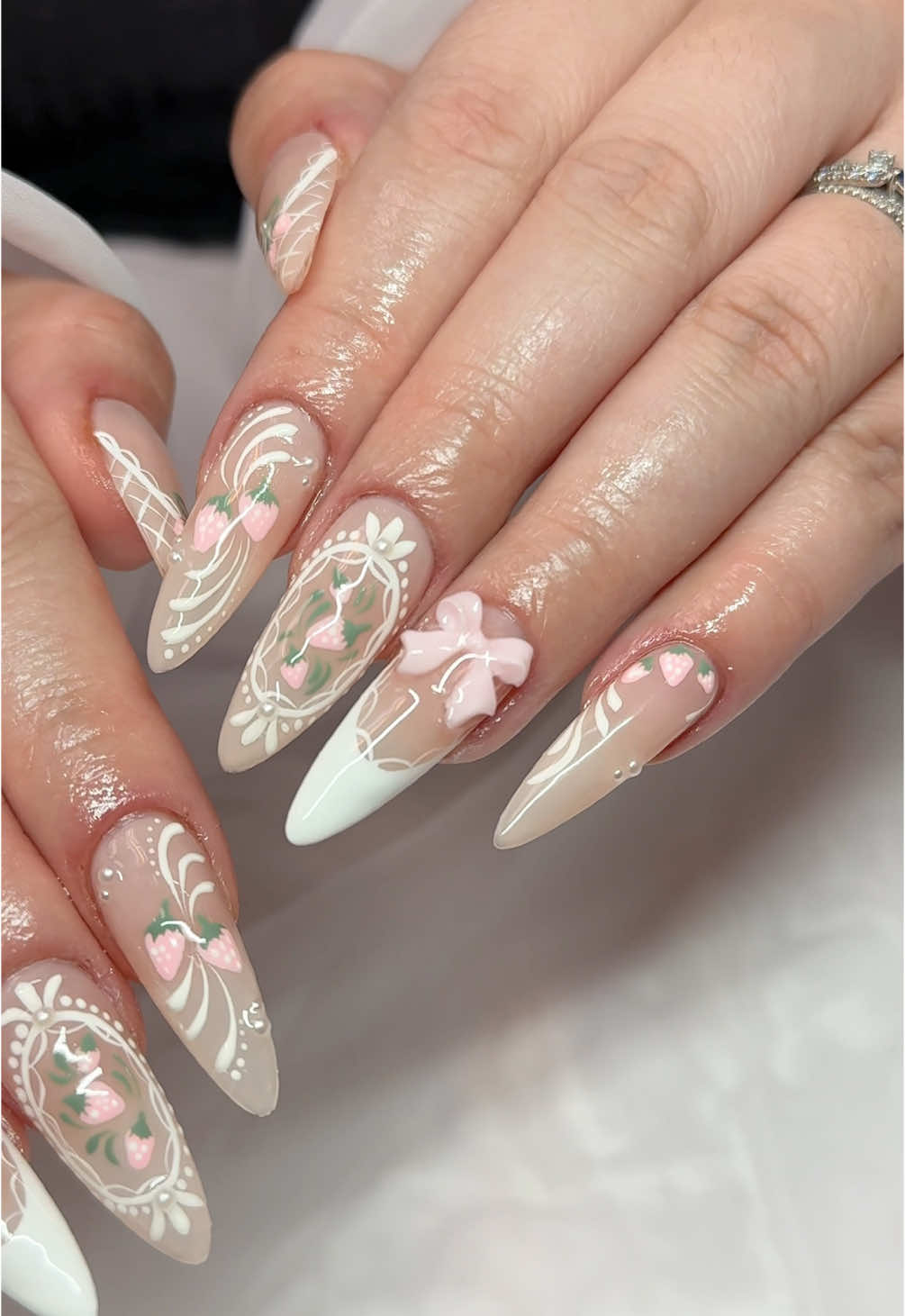 @Gao | MN, Nail Artist