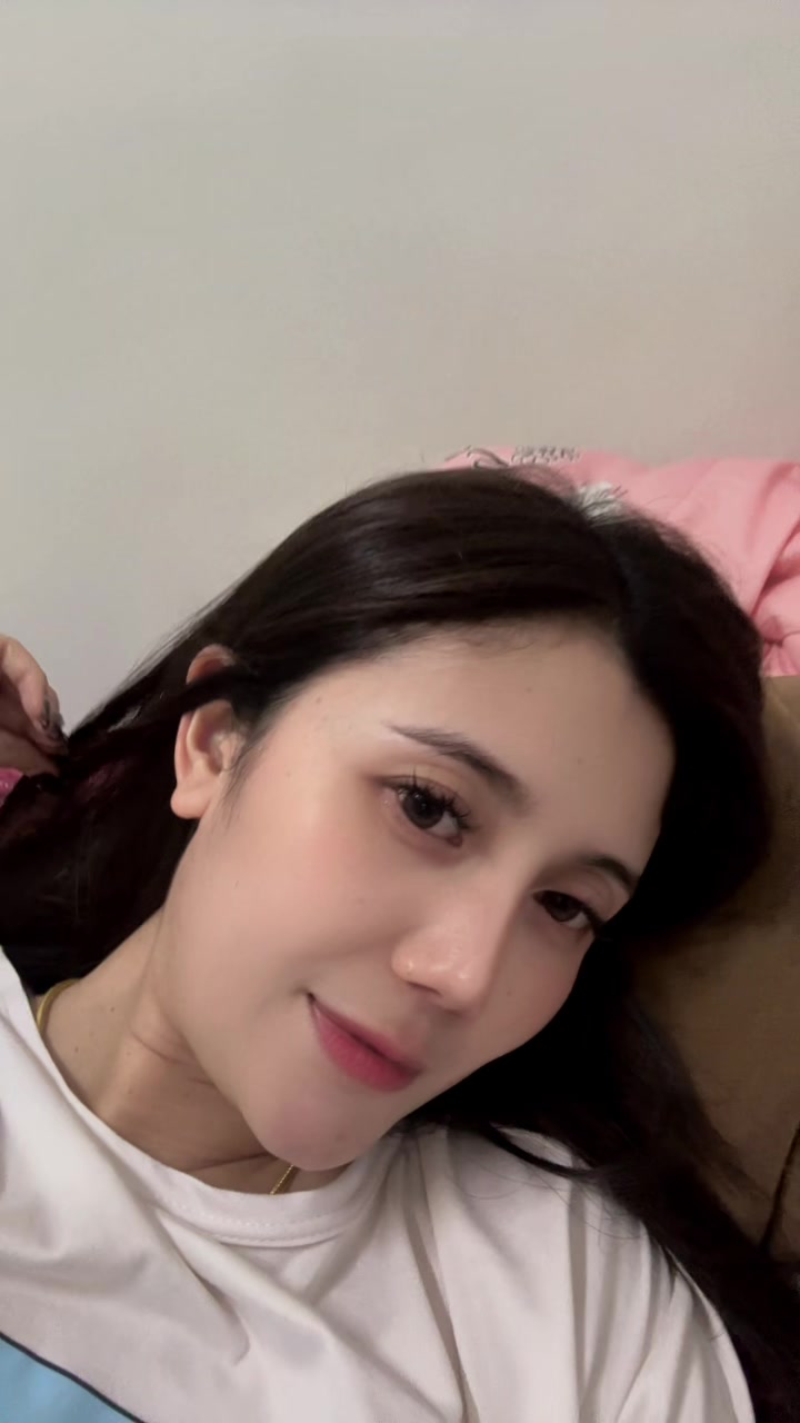 @AnnyMintra🤍