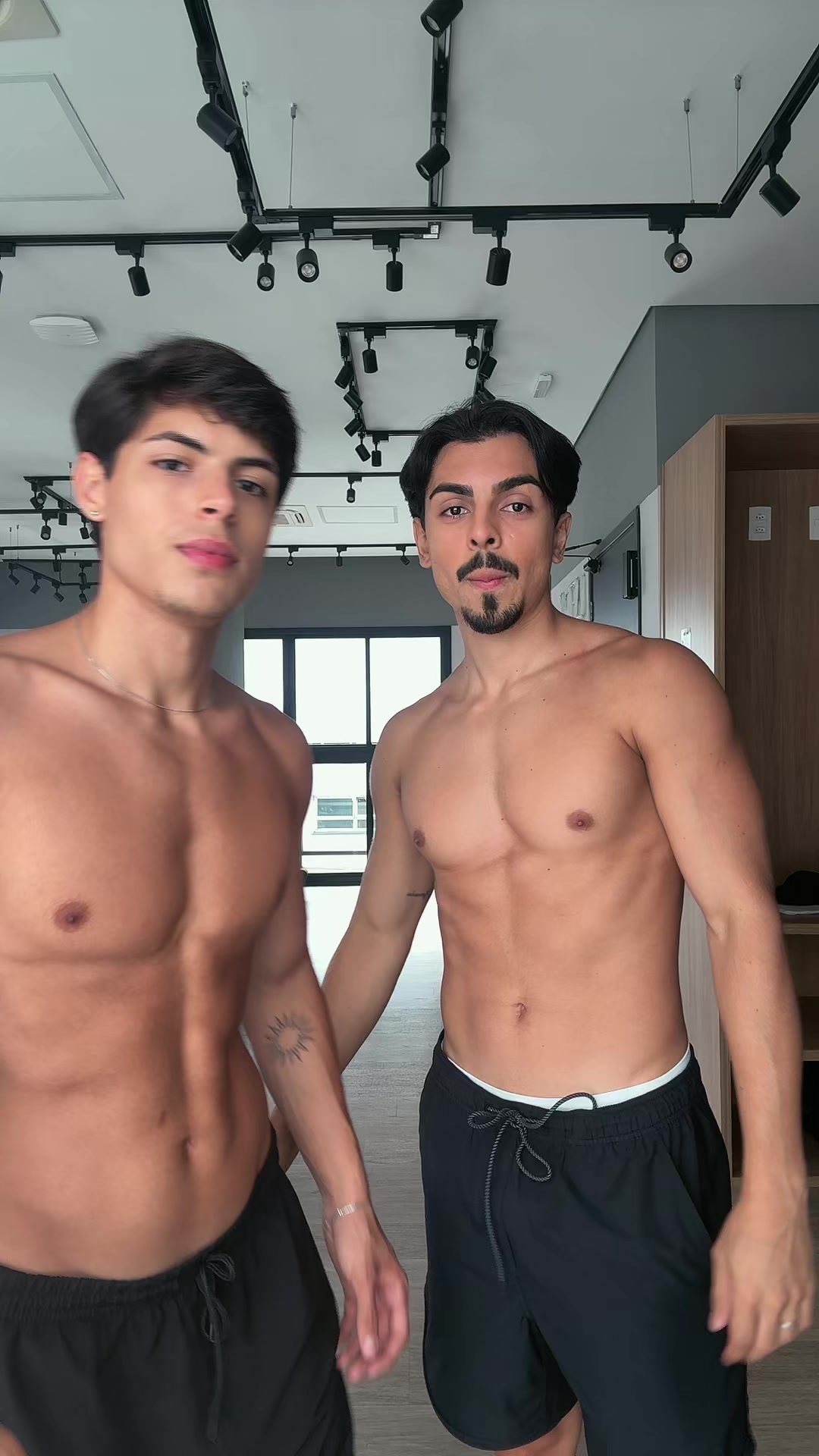@leozinho🧞♂️