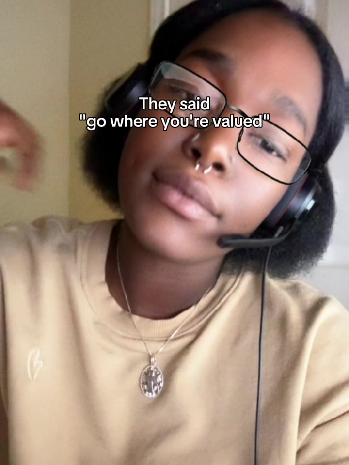 @sarahleeflyqueenn