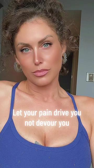 @Itsallintheeyes