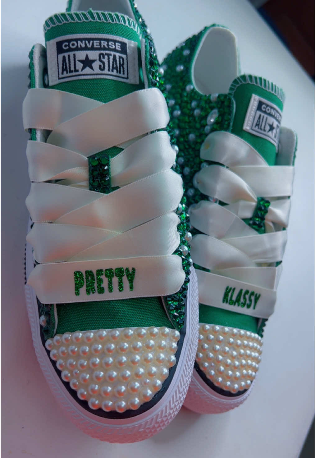 @UniqueLee Creations