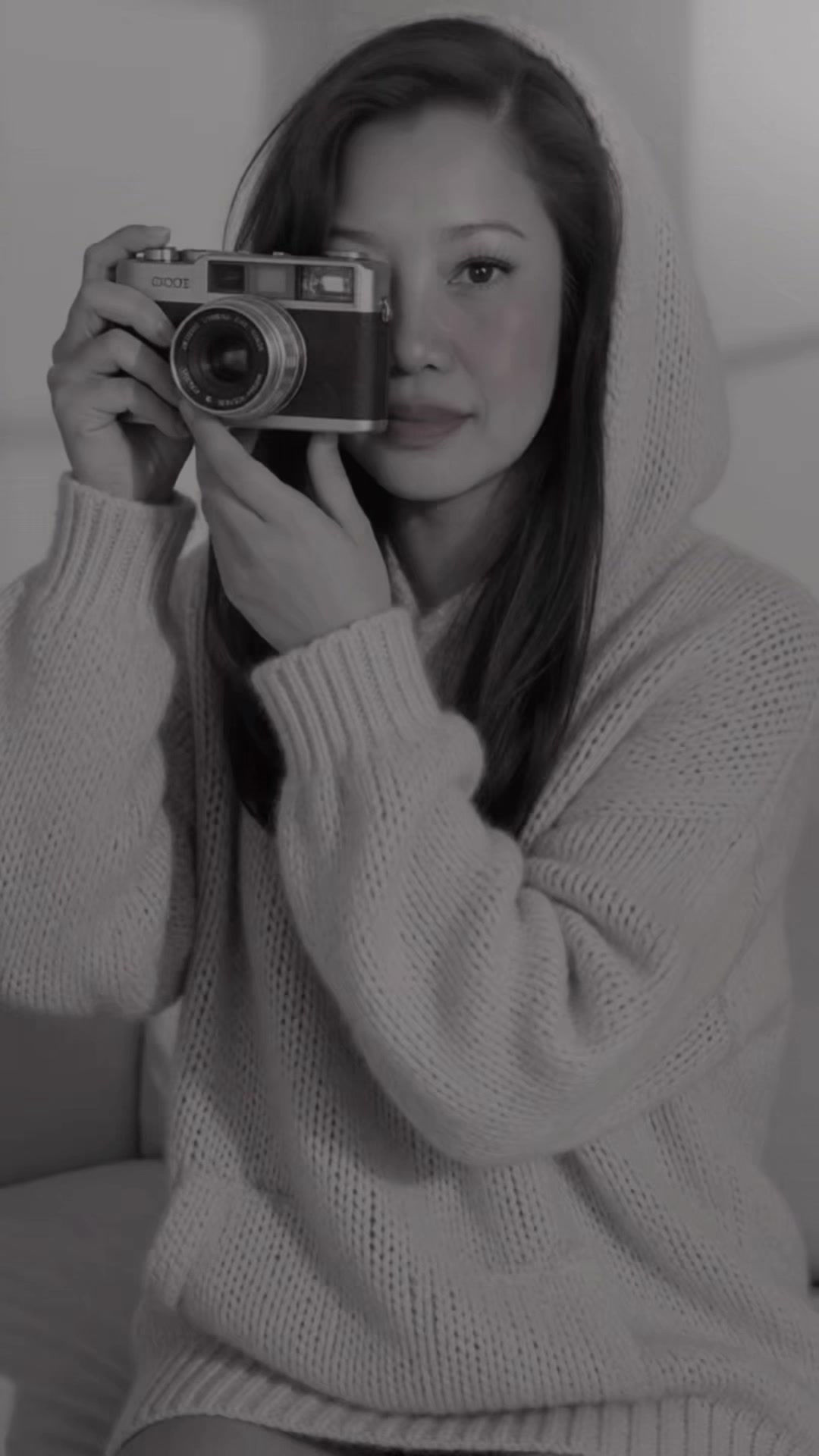 @Ella111