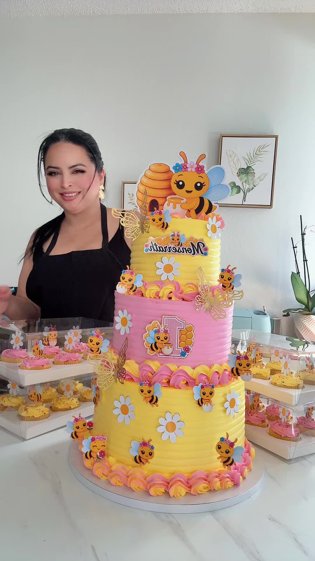 @Lupita’ Cakes 🎂