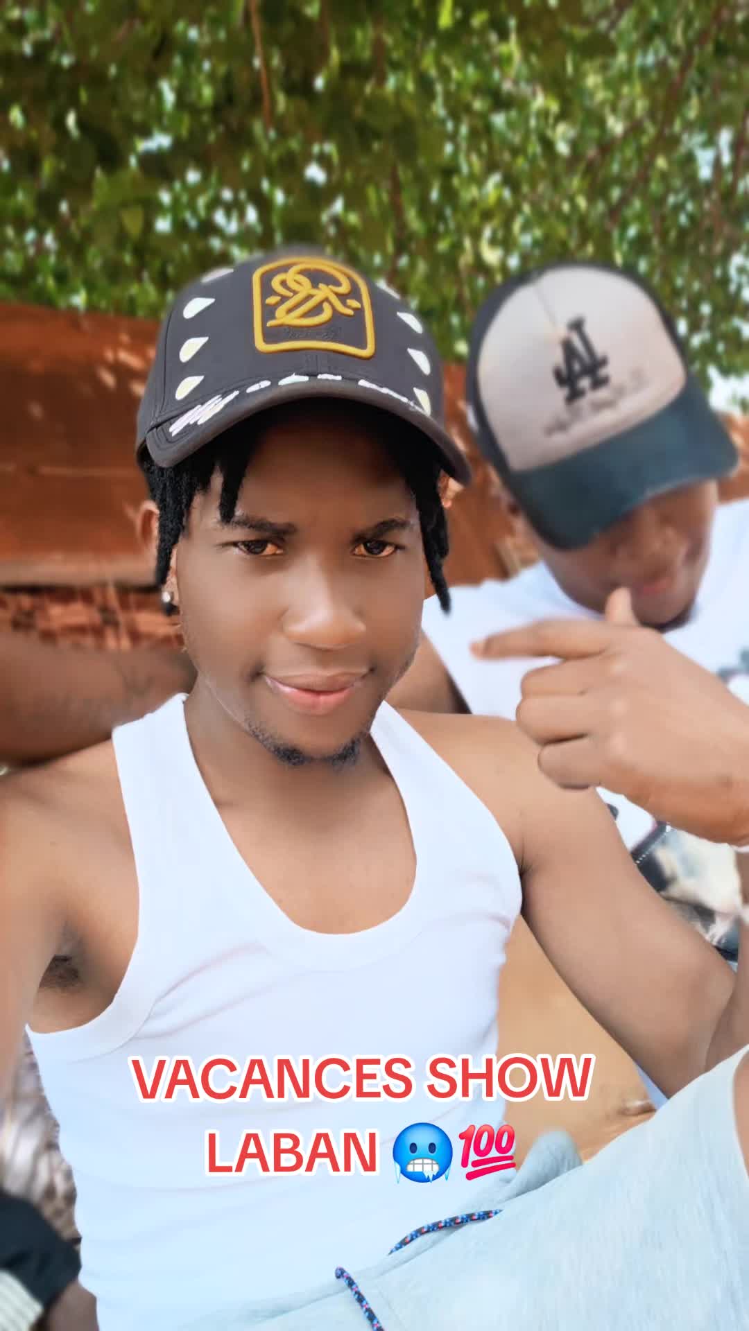 @WEEZYFASHION