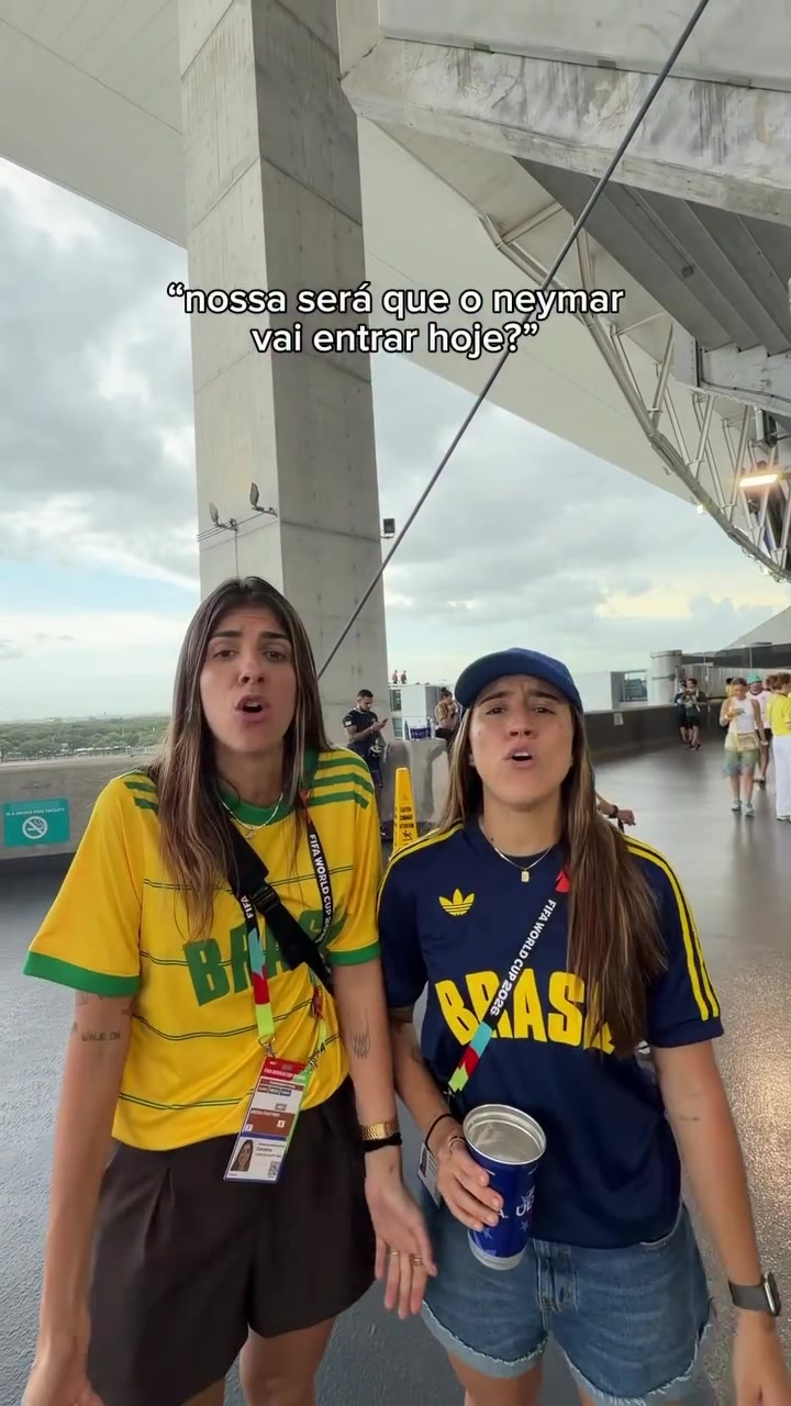 @Carolixas