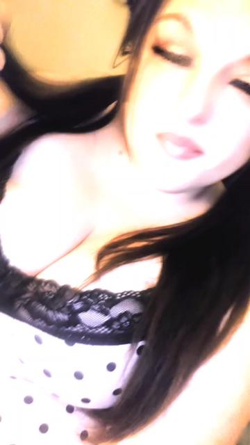 @🎀curvybratbabe71