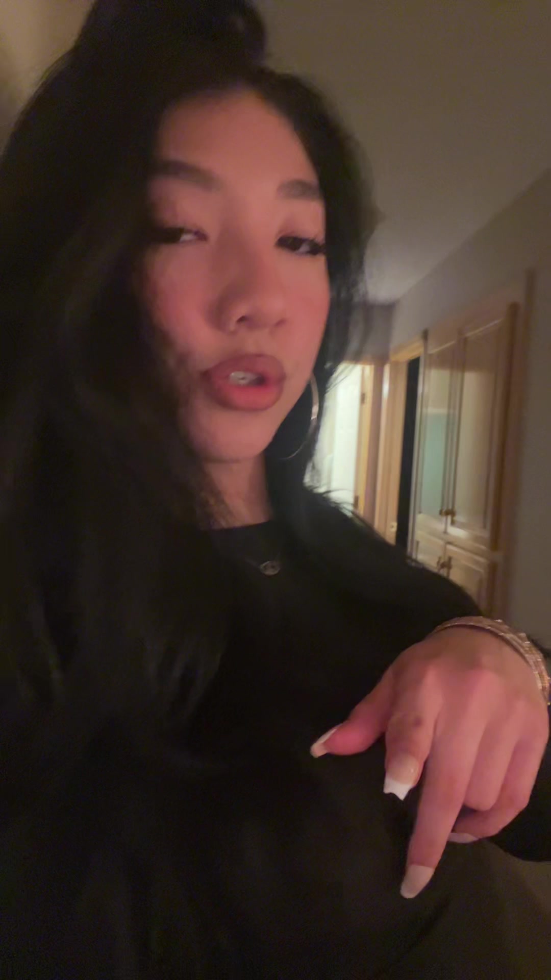 @T