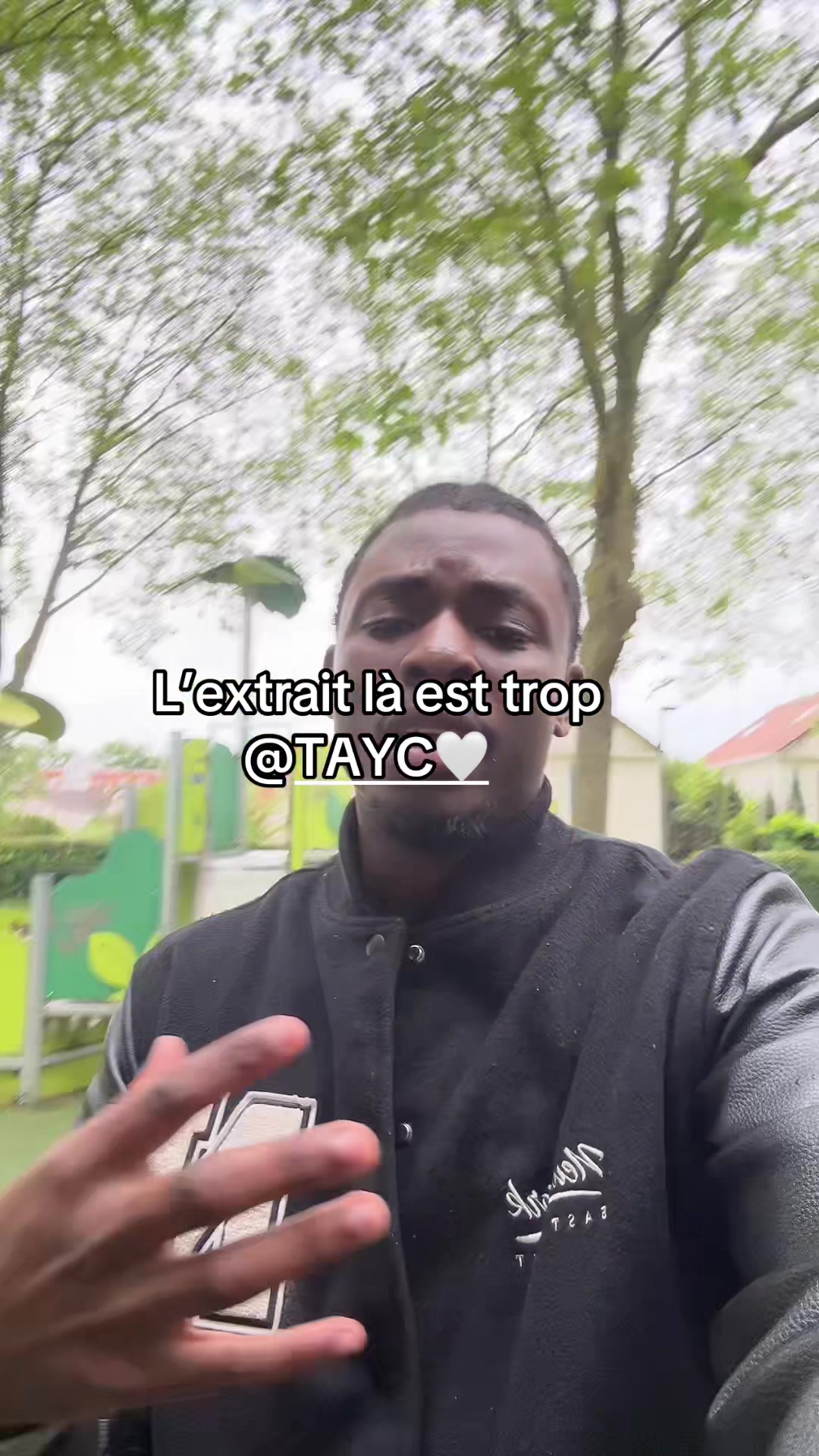 @C’EST CHRIS
