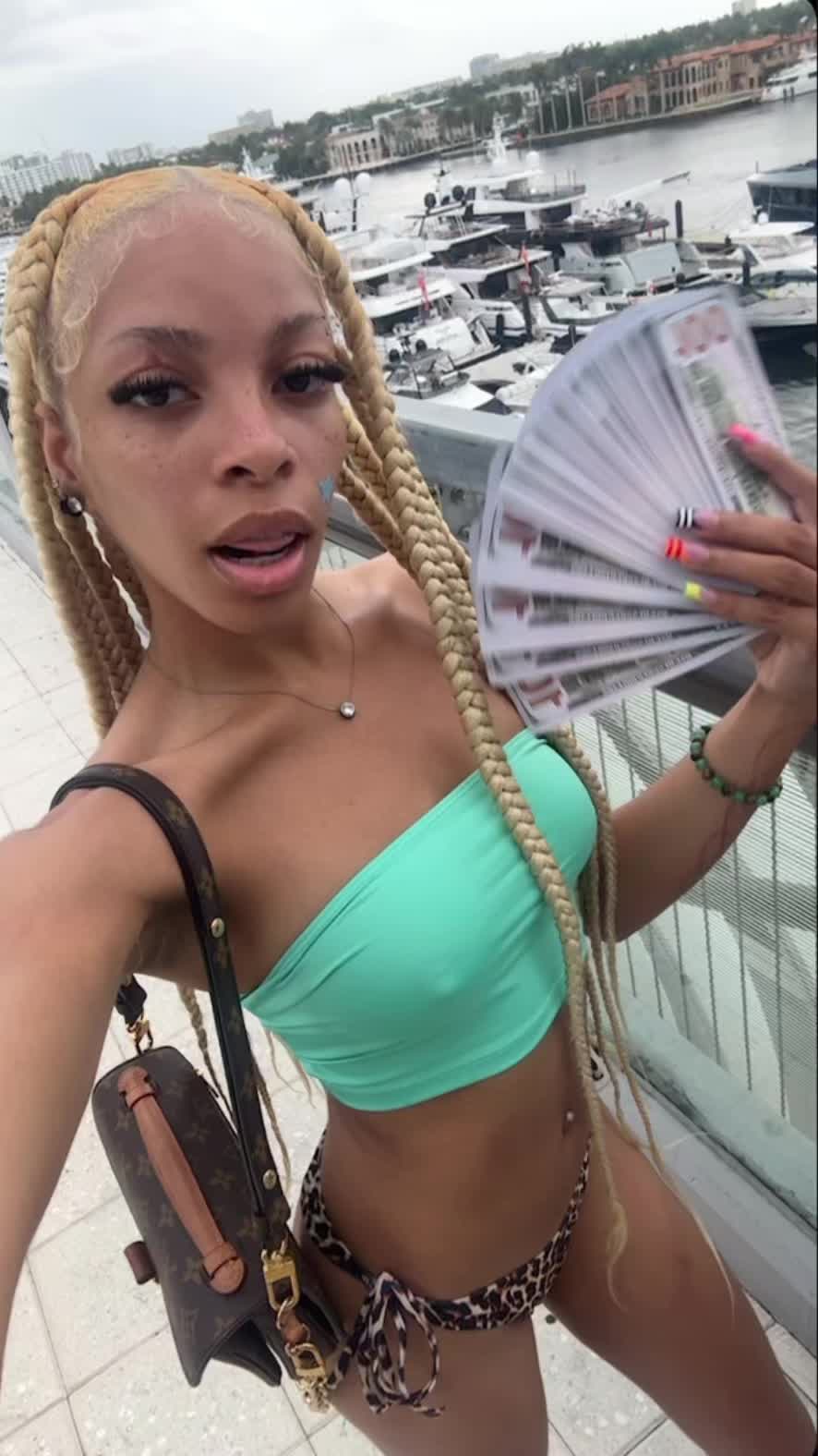 @kendra