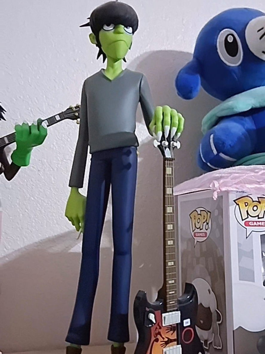 @HONEEYSPINEARTS