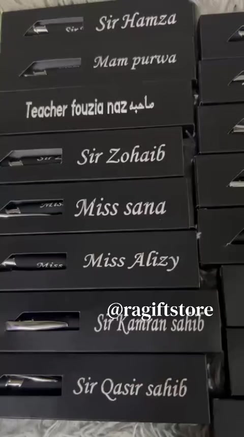 @r a gift store