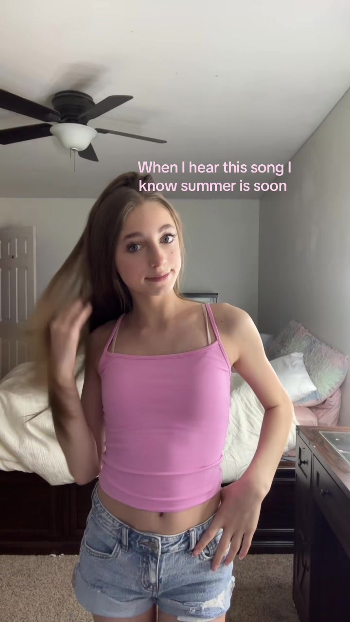 @𝓔𝓿𝓮𝓵𝔂𝓷 🌟💐