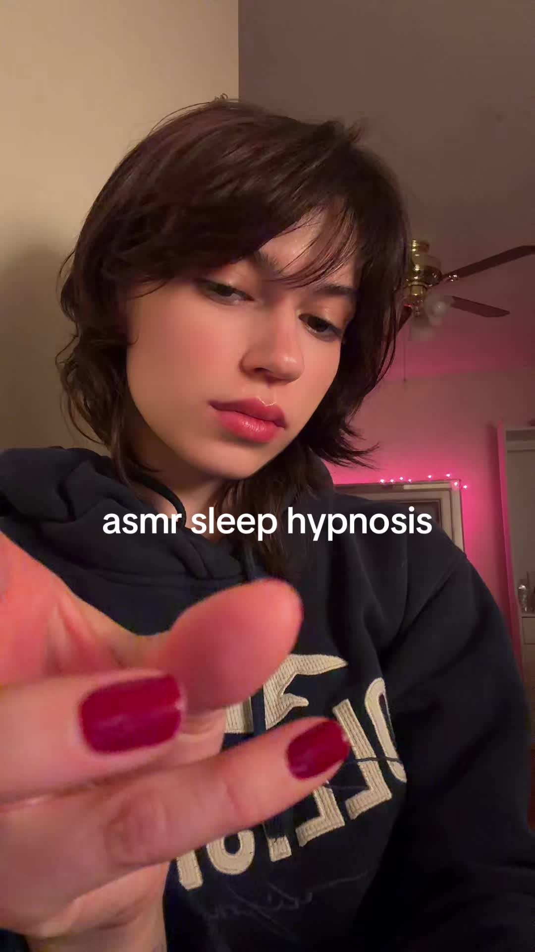 @CherryB ASMR 🍒🌸