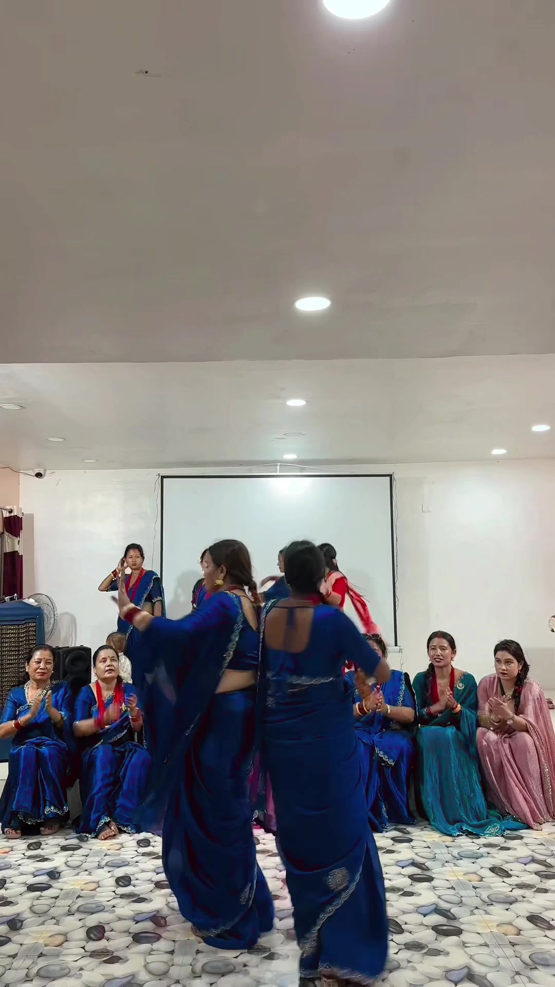 @Radha kc 🇳🇵❣️🇰🇷