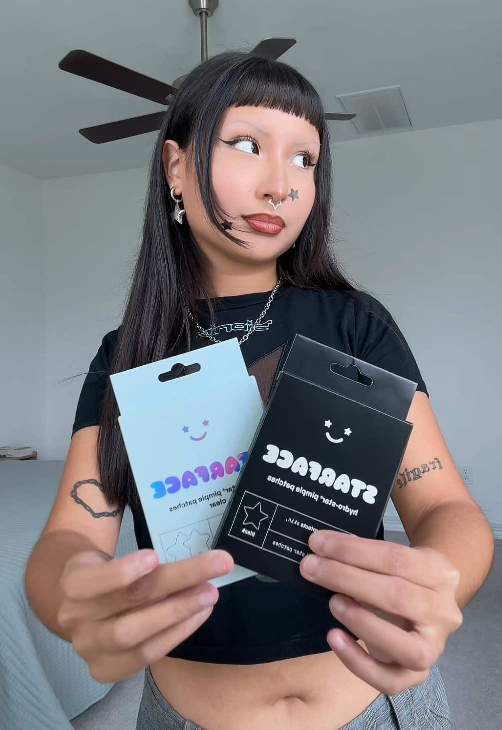 @V⋆✮⋆˚࿔