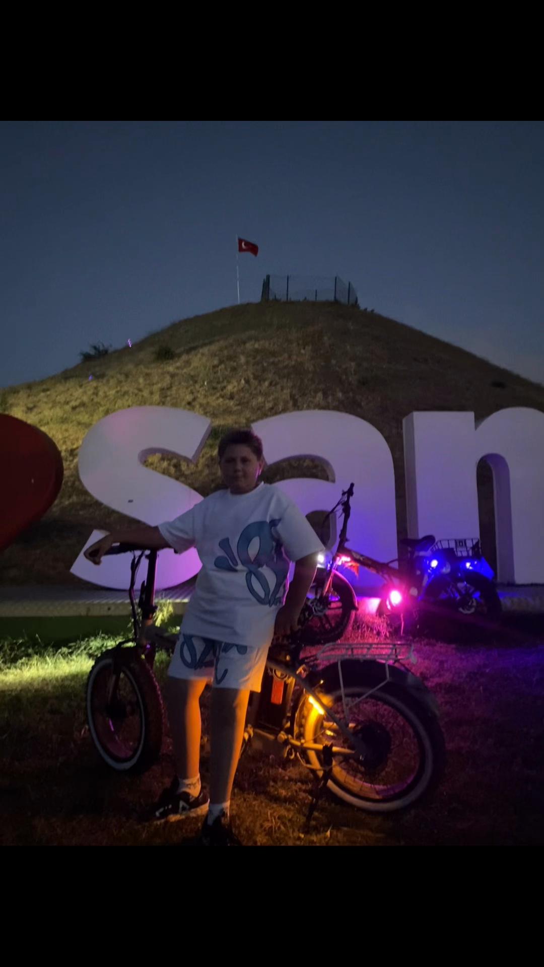 @S&Oslash;NER_M&Oslash;SŚ&Oslash;_media