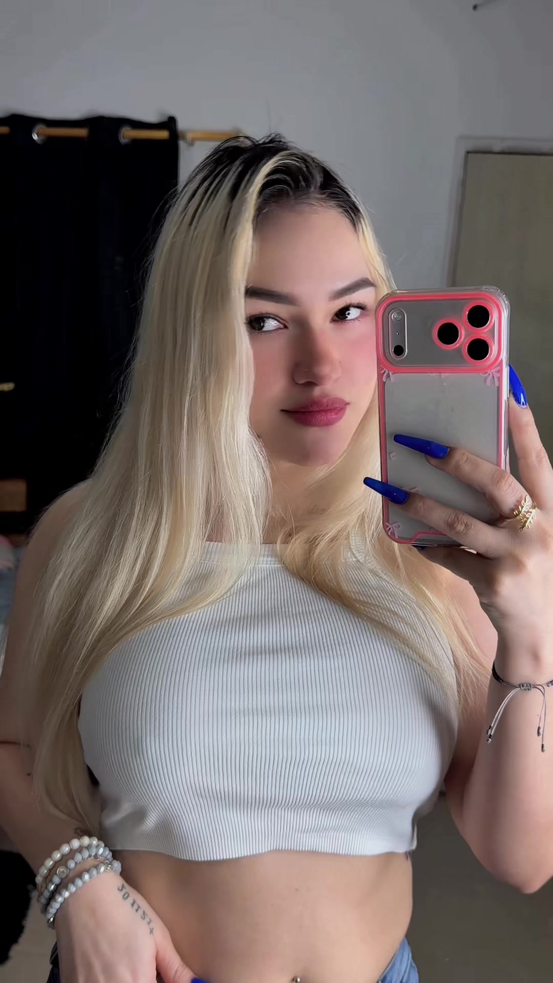 @Andreina✨🌙