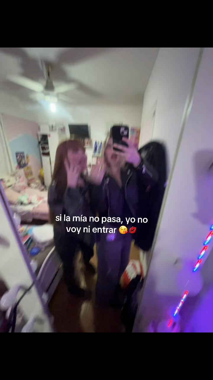 @mo