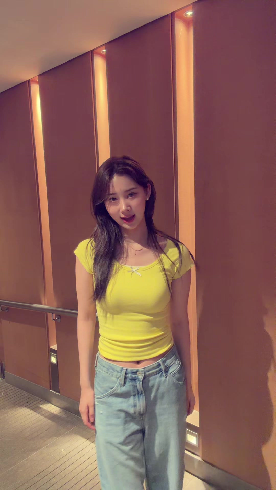 @더비니