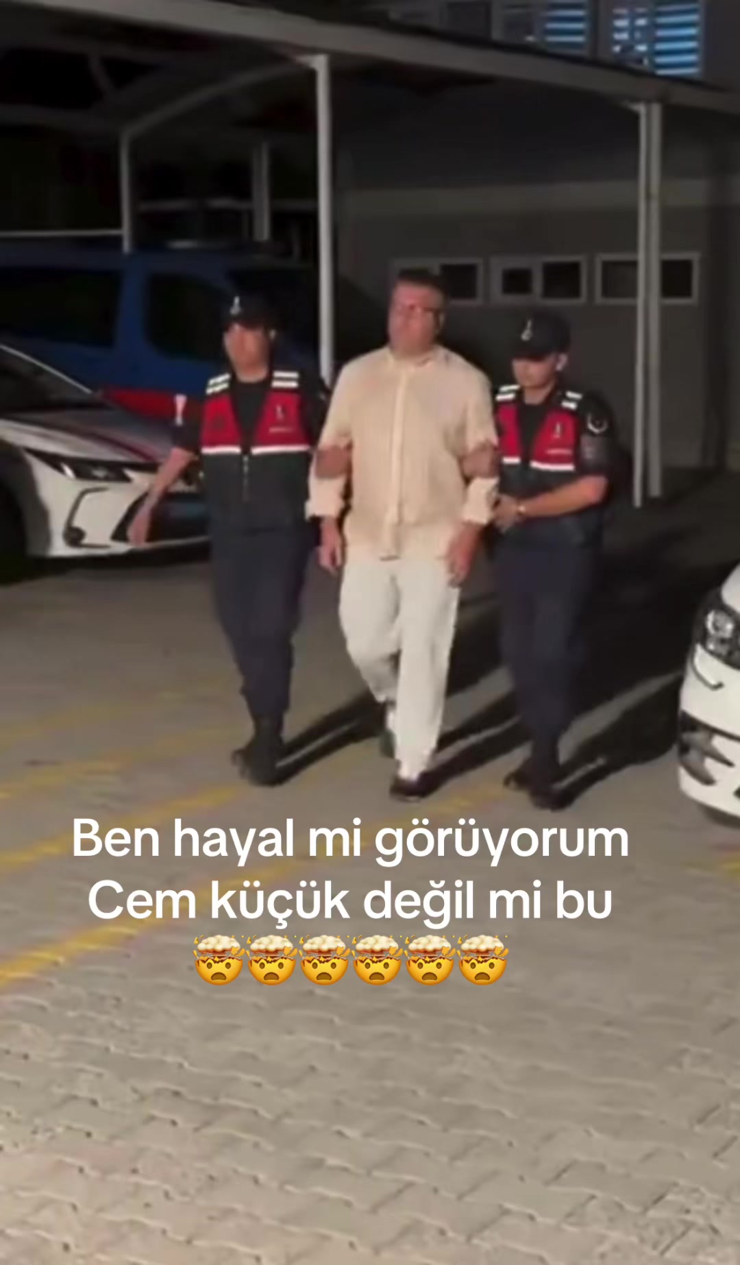 @Badem bıyık