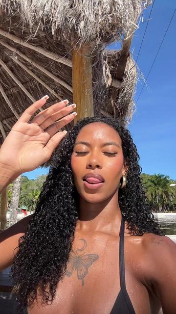 @Raynara Santana