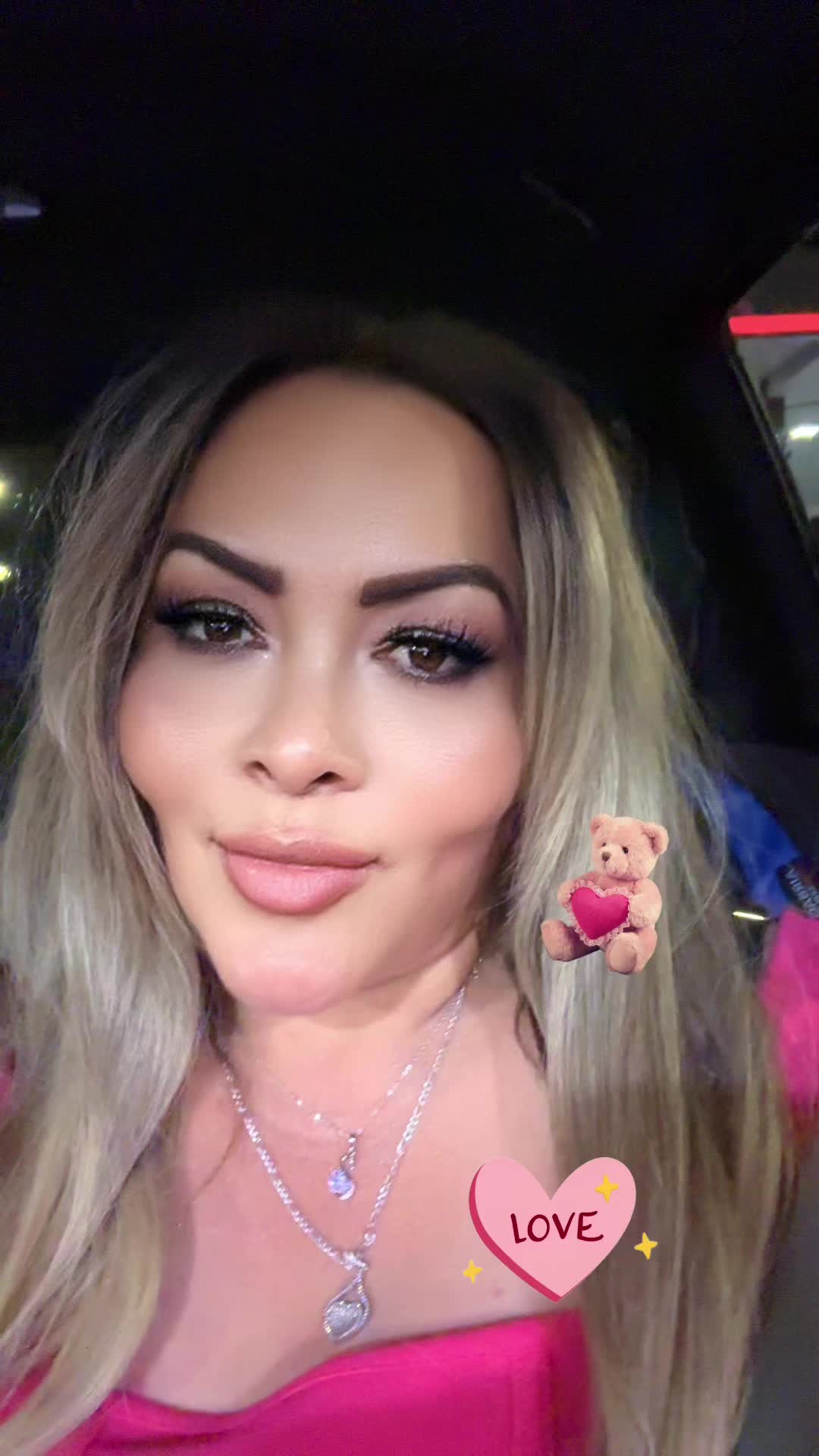 @Olivia🦋💋🐬