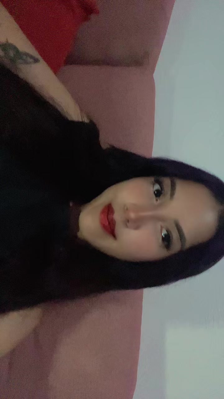 @Iris Chakon💋