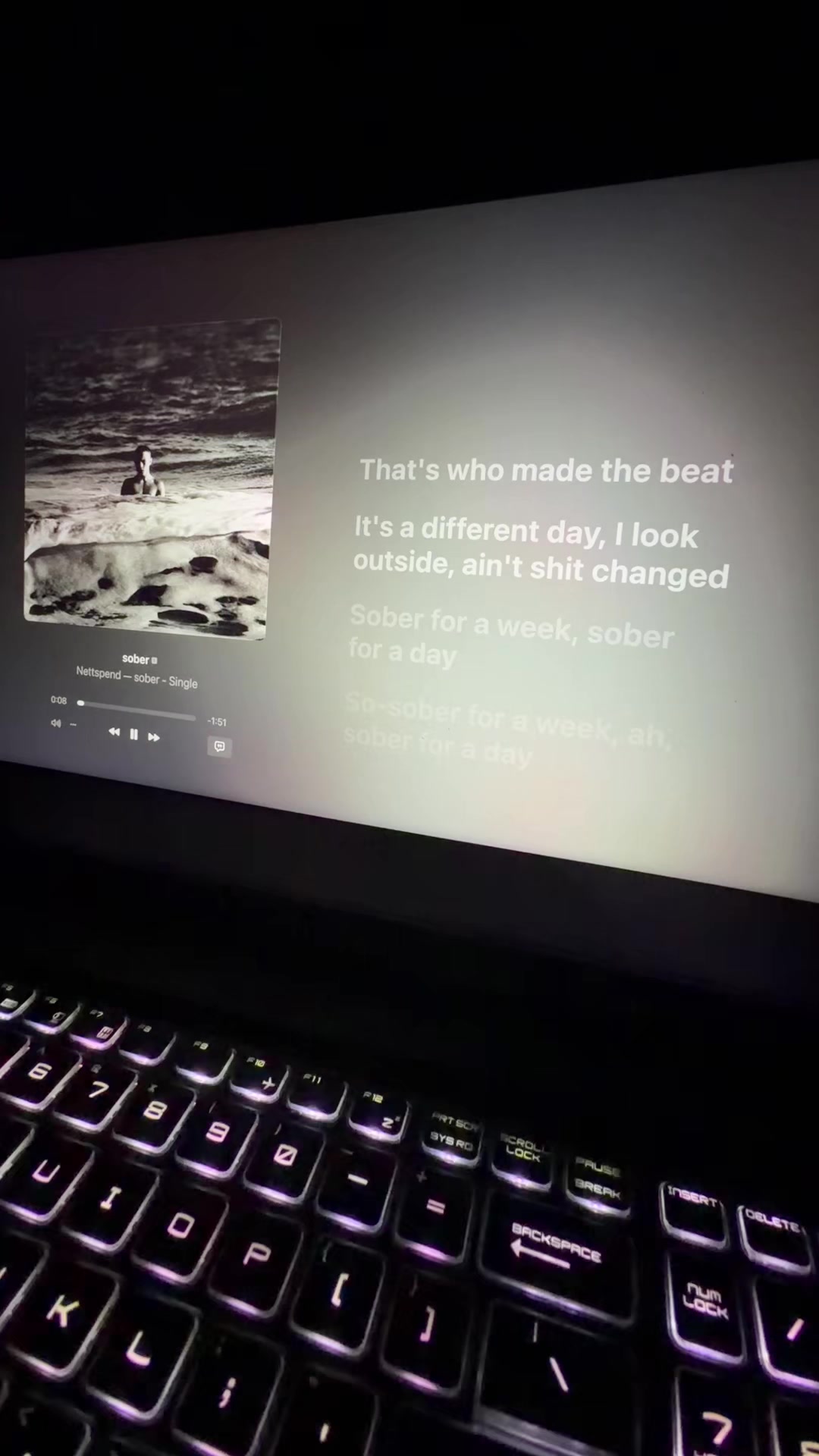 @msilaptoplyrics