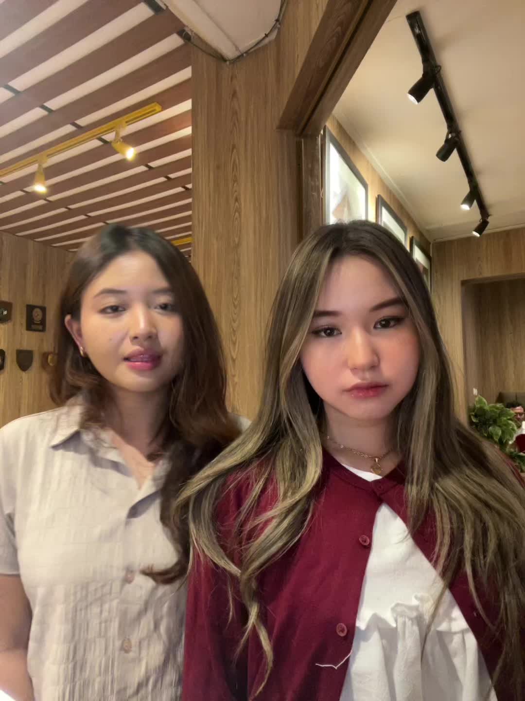 @hi