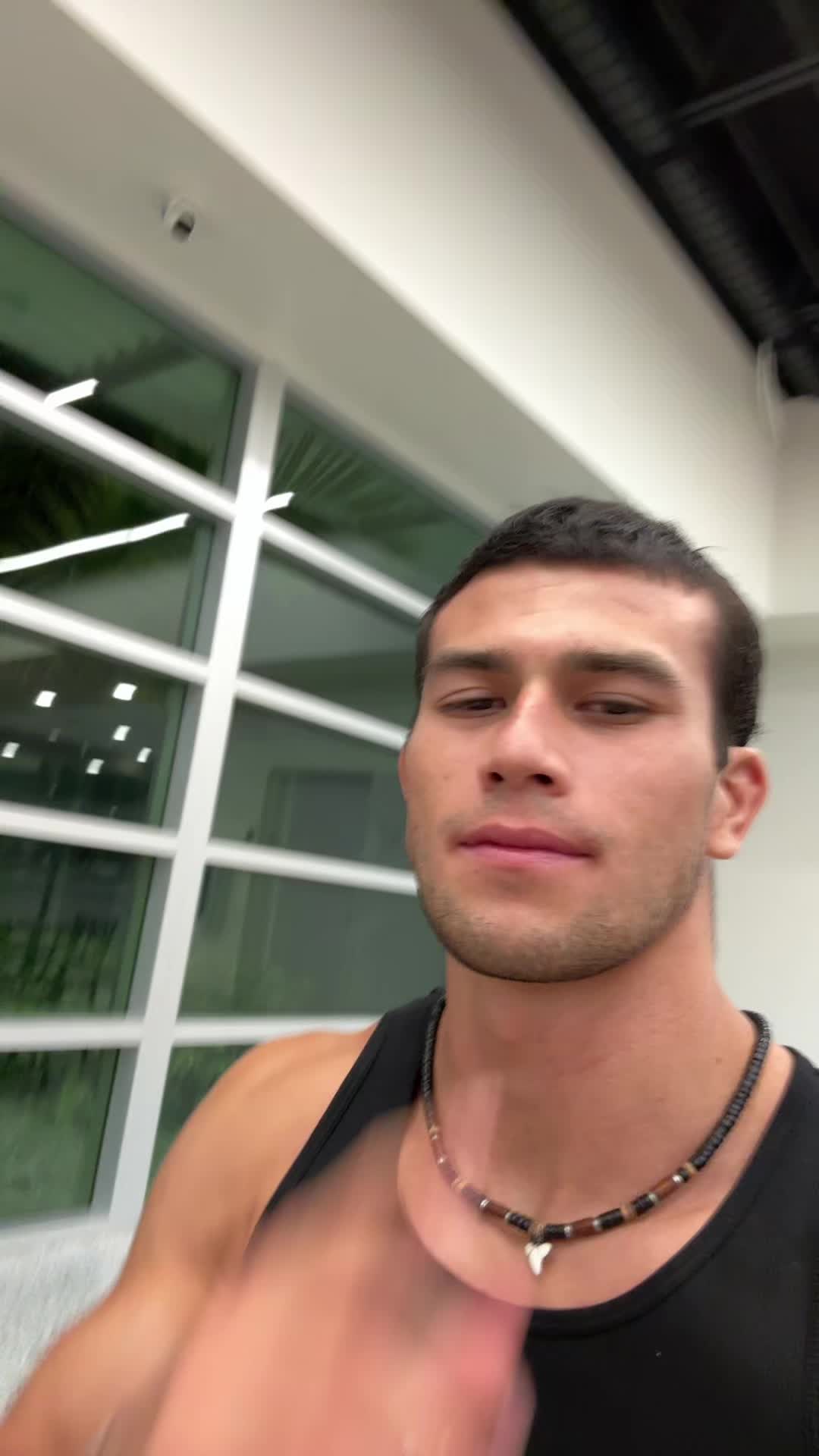 @Carlos