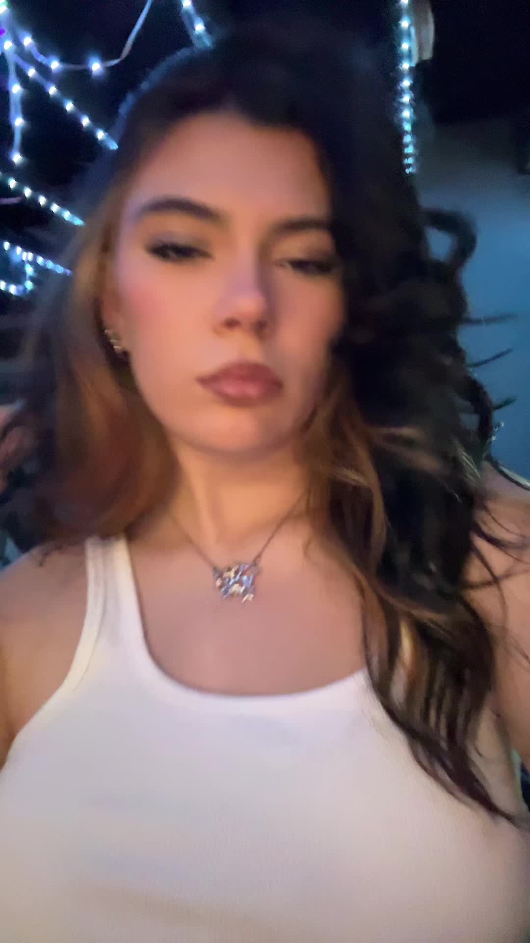@samantha.briee