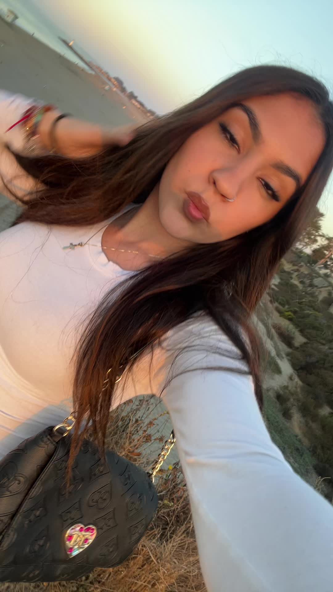 @1es1ie333